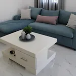 Drebos Διαμέρισμα Λαζαράτα